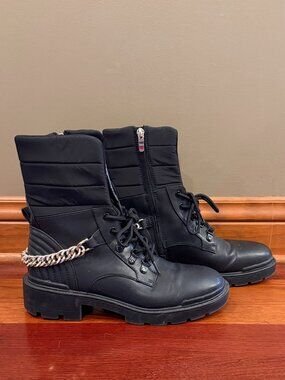 Nine West Gold Chain Black Lace-Up Boots Combat Quilted Ankle, Size 8.5